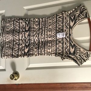 Charlotte Russe body con Aztec dress